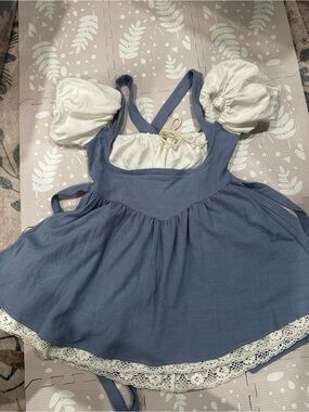 Fashion Brand Company Dresses for Women on Sale up to 90% Off: Poshmark